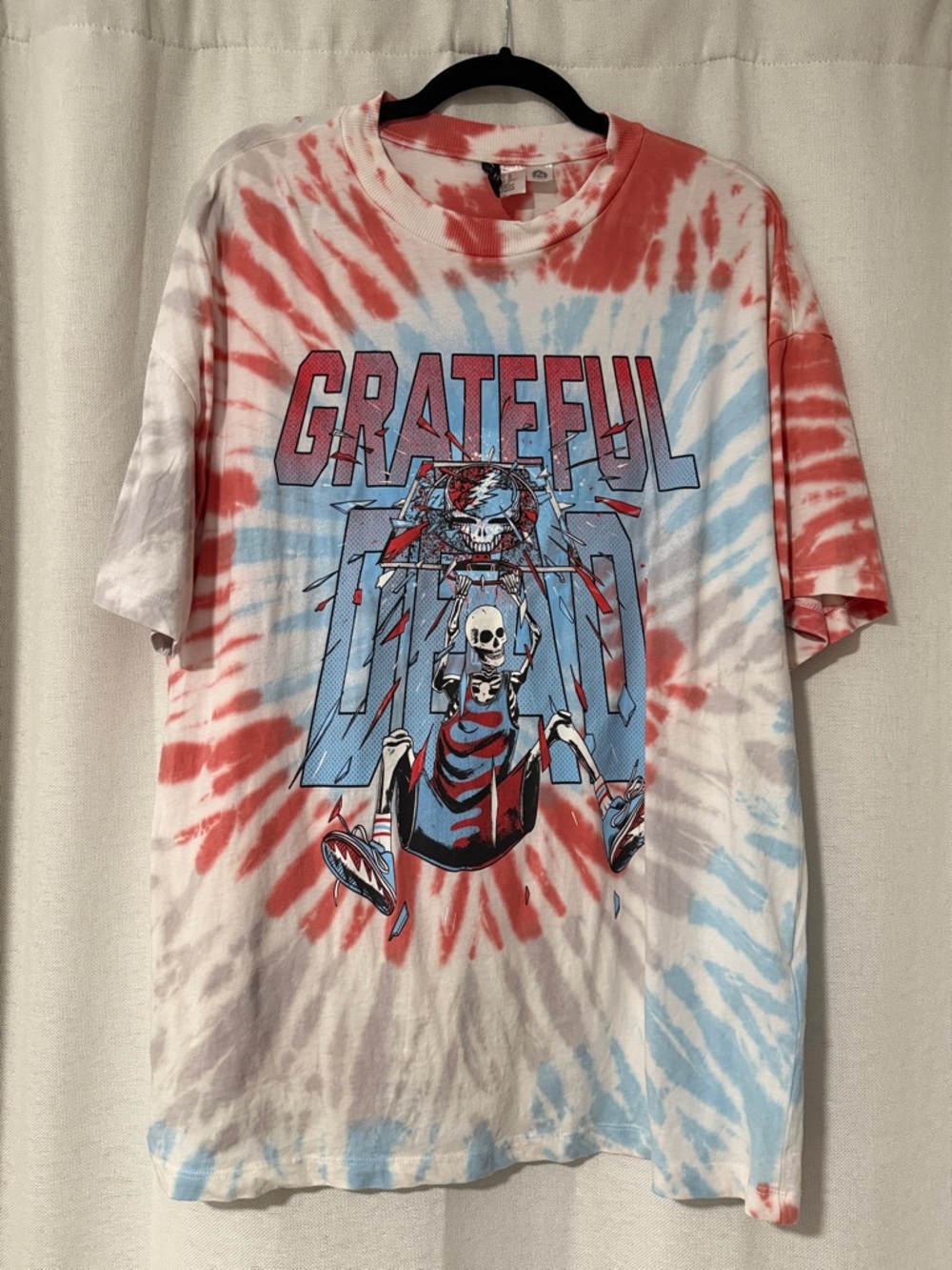 Grateful Dead Tie-Dye Graphic Tee - Red & Light Blue